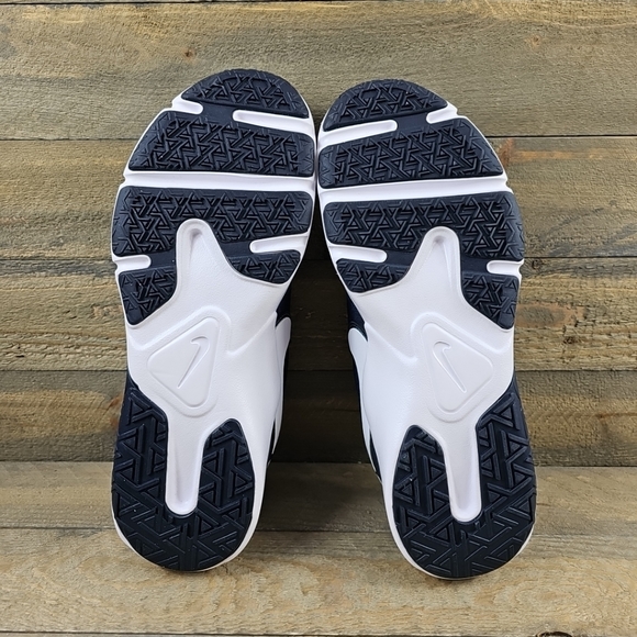 Nike Legend Essential 2 Men's Training Workout Gym Shoes Navy White NEW - Picture 7 of 10
